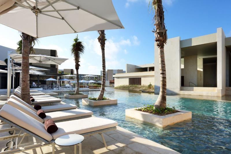 Family Selection At Grand Palladium Costa Mujeres Resort & Spa 坎昆 外观 照片